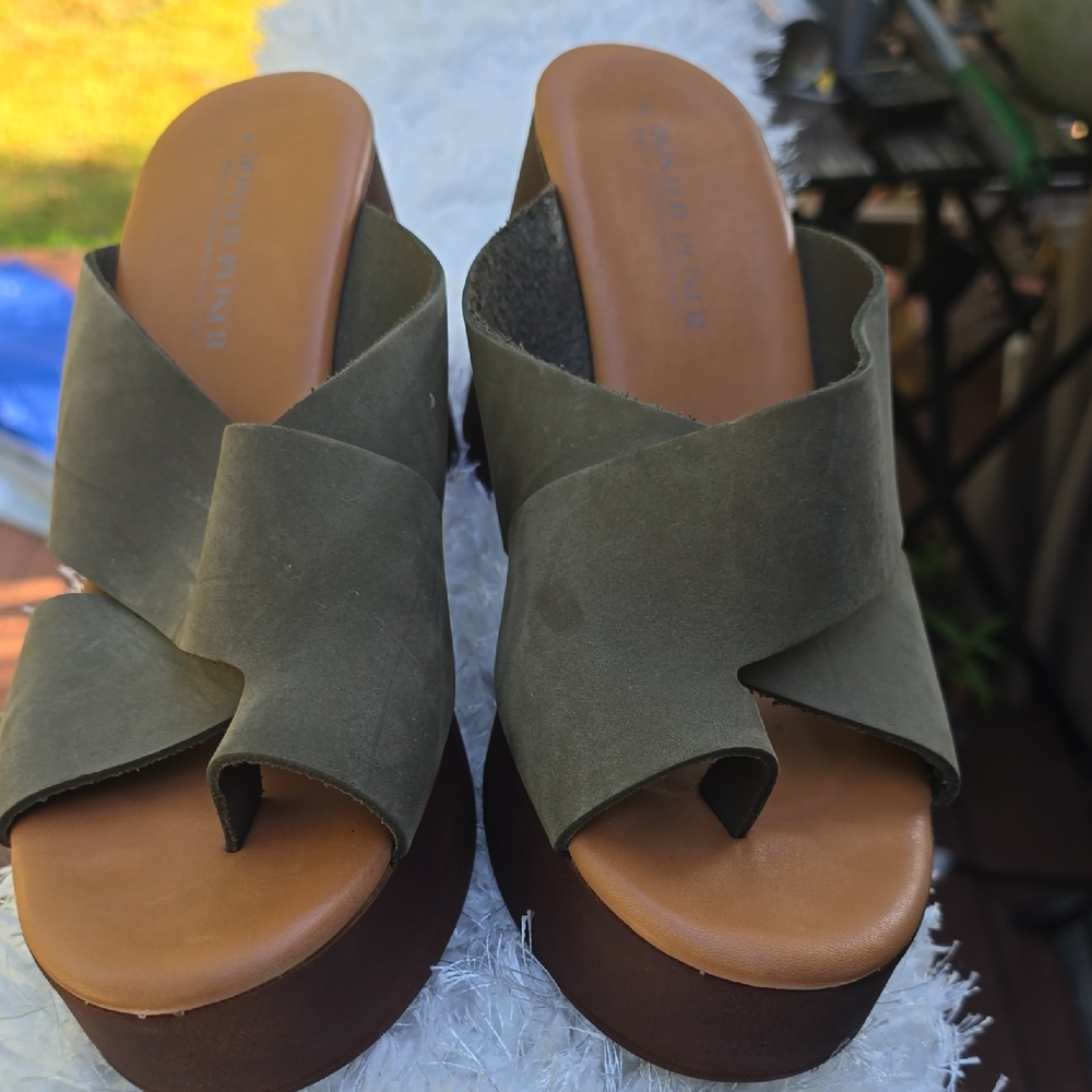 Donald J. Pliner Sage Green Mules with Crossover Straps and Platform Sole